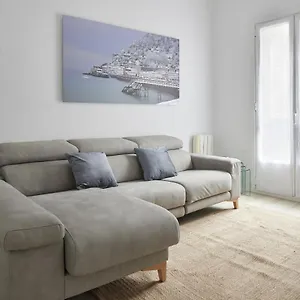 Always Easy I Chillida Apartamento