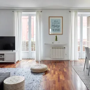 Always Easy I Escolta Real Apartamento