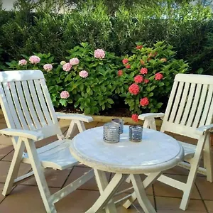 Ondarreta Beach & Terrace Apartment